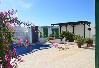 Land huse til salg i La Costa, Tinajo, Lanzarote. 