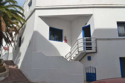 Apartmány na prodej v El Charco, Arrecife, Lanzarote. 